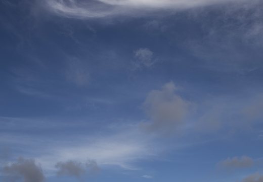 Juodkrantė · marios, debesys