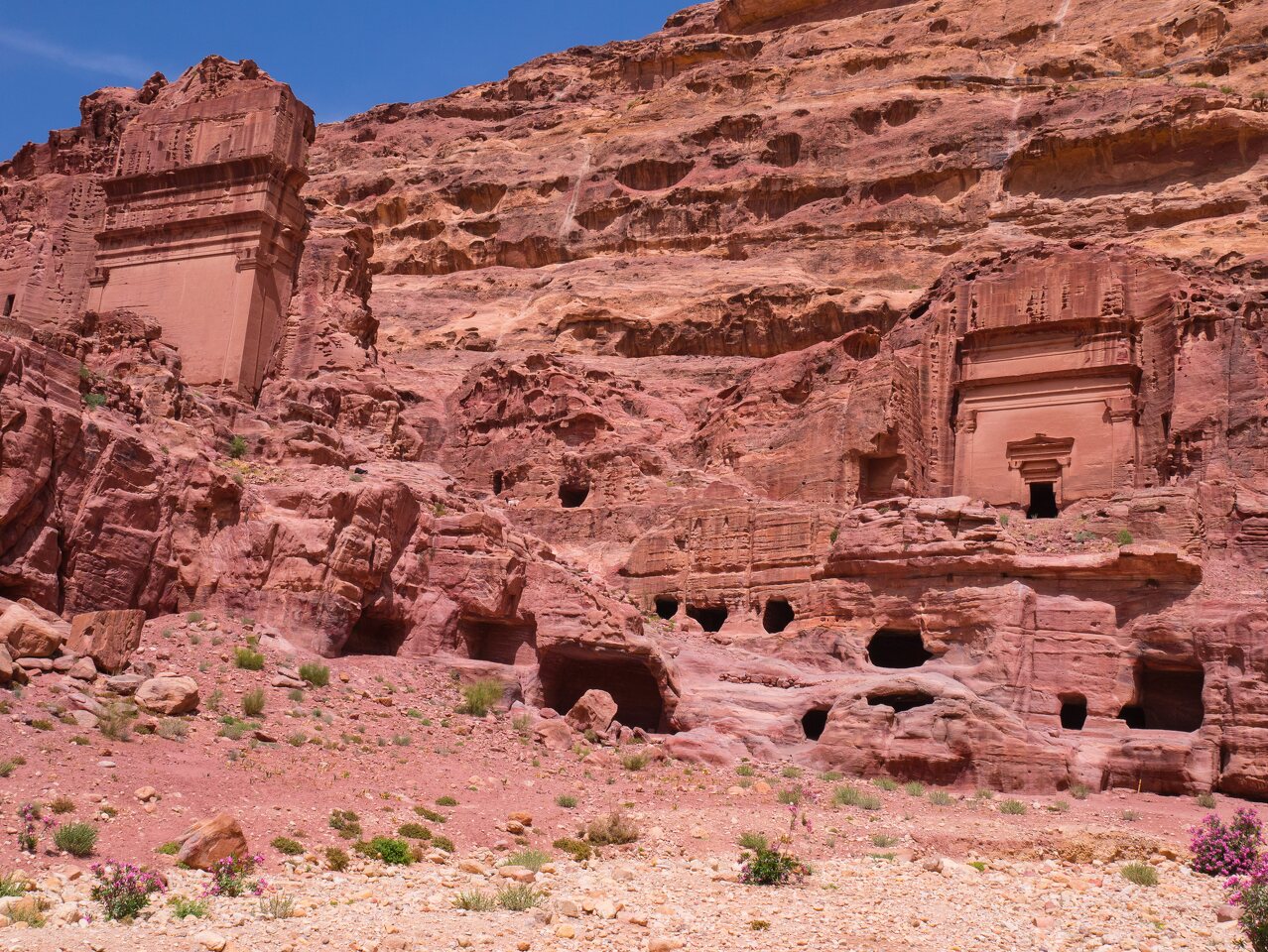 Petra · Uneishu Tomb (on the right)