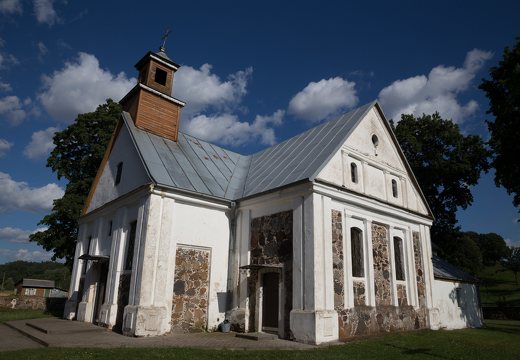Upninkai · Šv. arkangelo Mykolo bažnyčia