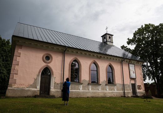 Sužionių Šv. Felikso Valua bažnyčia