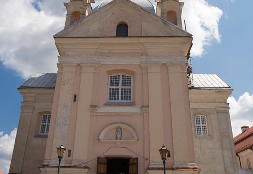 Liškiavos Švč. Trejybės bažnyčia · fasadas