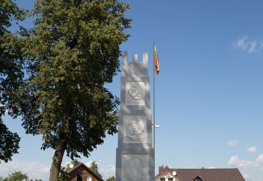 Leipalingis · Lietuvos nepriklausomybės desimtmečio paminklas
