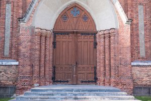 Kupiškis · bažnyčios durys